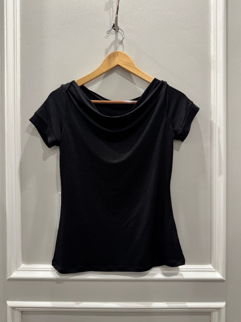 NWT Armani Exchange Black Cowl Neck Drape Top Short Sleeve Blouse M